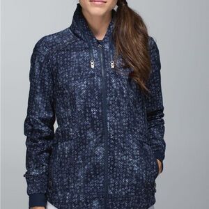 Lululemon Spring Forward Jacket in Kanoko Twist Inkwell Ghost colorway sz 6